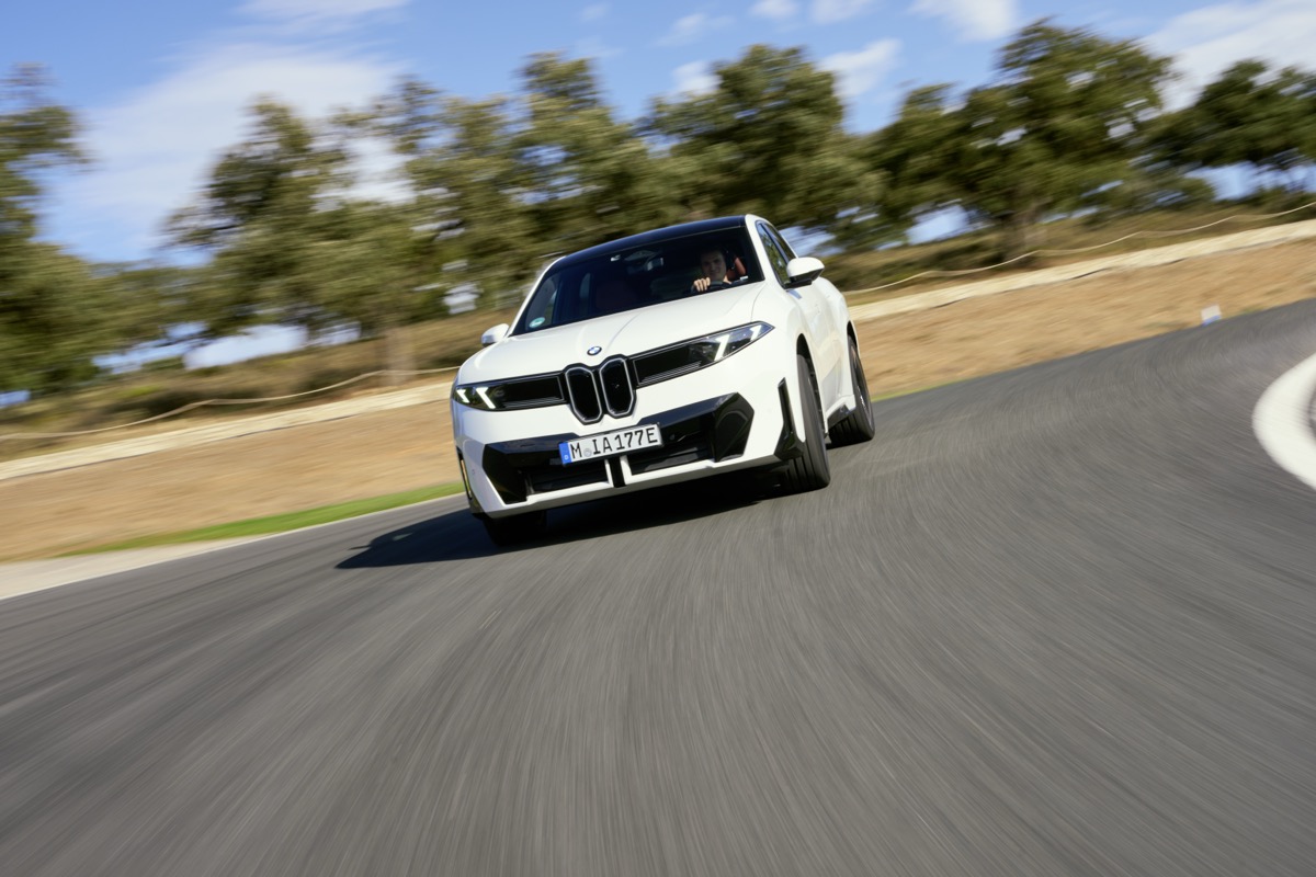 BMW iX3 wint de grootste EV-rangetest met 781 kilometer